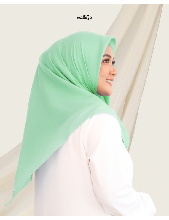 SQUARE PALE GREEN